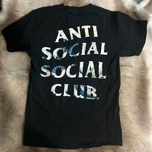 Small anti social social club t shirt waves
